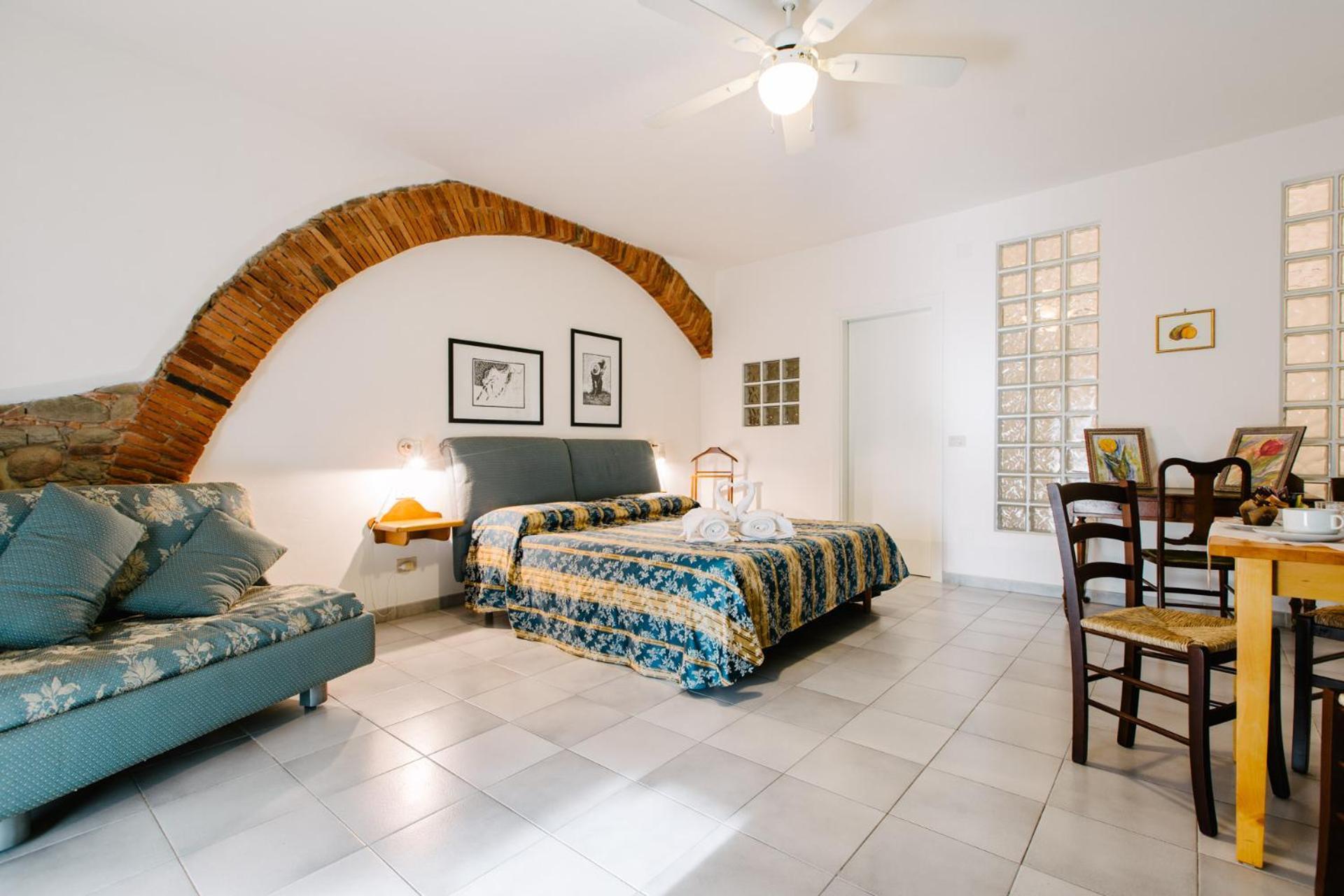 Agriturismo Casa Andreina 카스틸리오네 델라 페스카이아 외부 사진