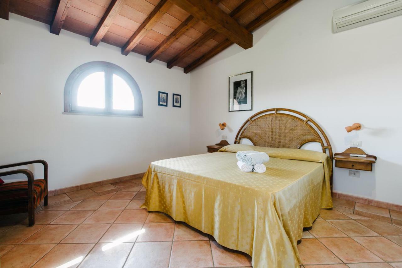 Agriturismo Casa Andreina 카스틸리오네 델라 페스카이아 외부 사진